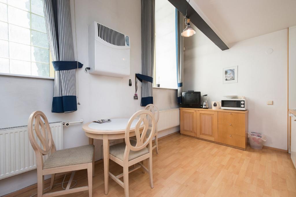Cozy Loft Near Old Town Leilighet Tallinn Eksteriør bilde